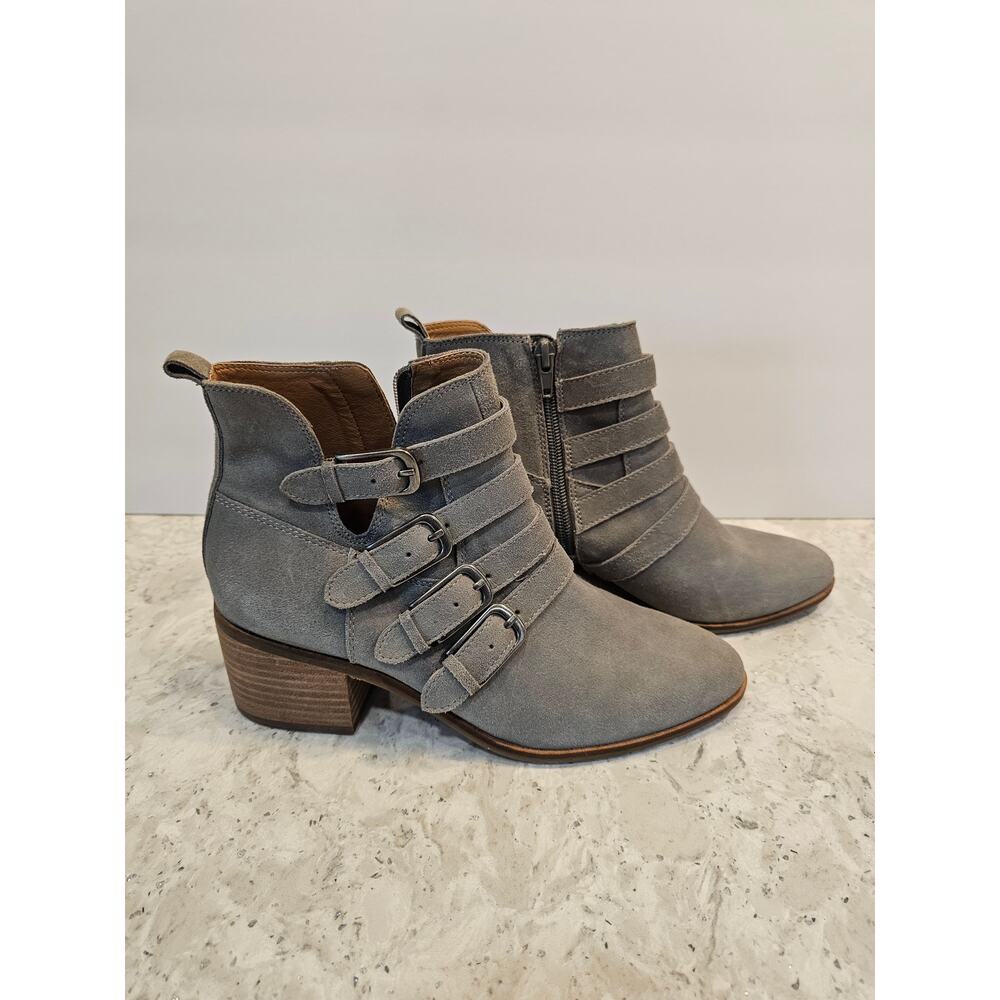 Lucky Brand Suede Buckle Booties Nearly New! – Size 7